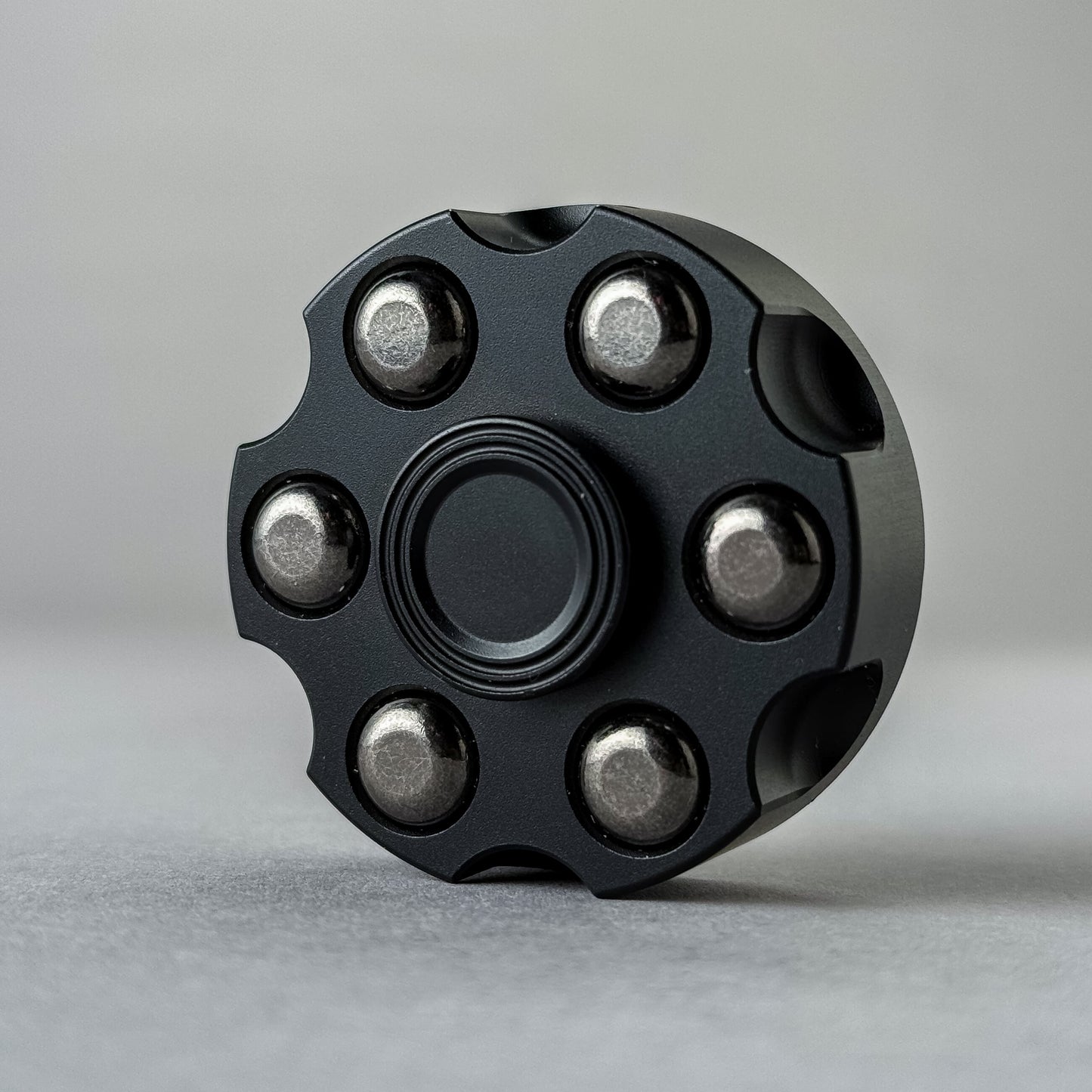Revolver Spinner